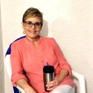 Meet your Posher, Michele